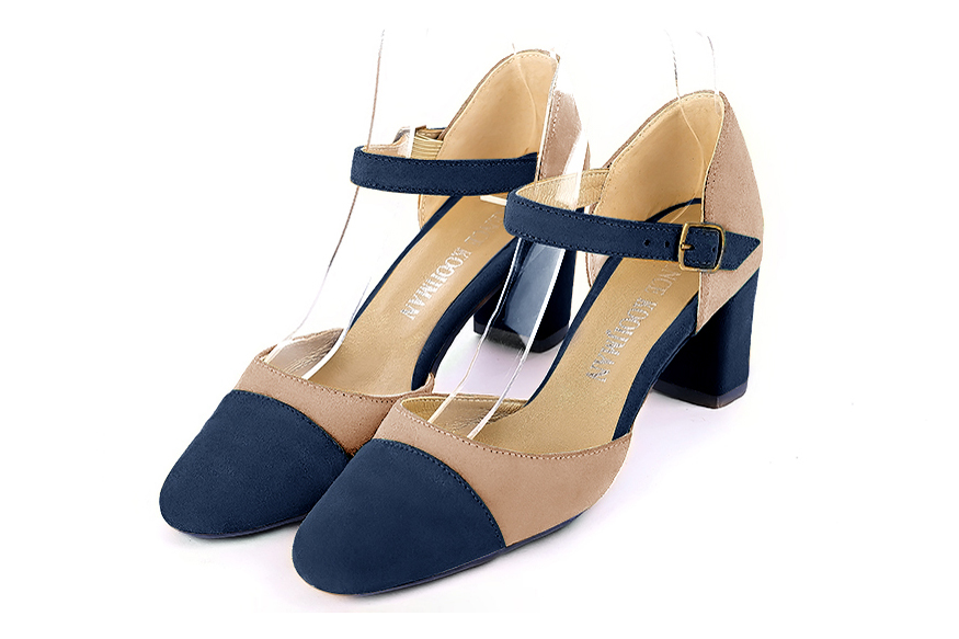 French elegance and refinement for these navy blue and biscuit beige dress open side shoes, with an instep strap, 
                available in many subtle leather and colour combinations. Its high vamp and fitted strap will give you good support.
To personalize or not, according to your inspiration and your needs.  
                Matching clutches for parties, ceremonies and weddings.   
                You can customize these shoes to perfectly match your tastes or needs, and have a unique model.  
                Choice of leathers, colours, knots and heels. 
                Wide range of materials and shades carefully chosen.  
                Rich collection of flat, low, mid and high heels.  
                Small and large shoe sizes - Florence KOOIJMAN